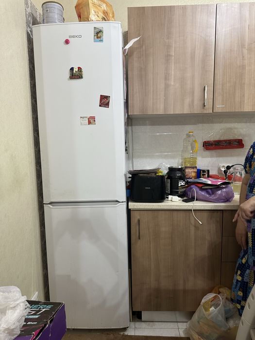 Продам холодильник