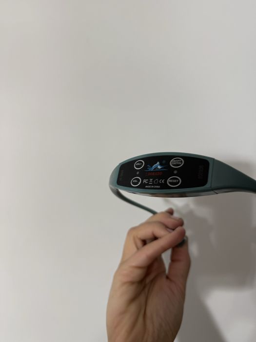 Vand casti pentru inot