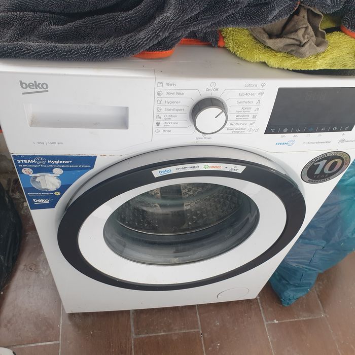 Masina de spalat automată beko pro smart o vand pentru piese sau