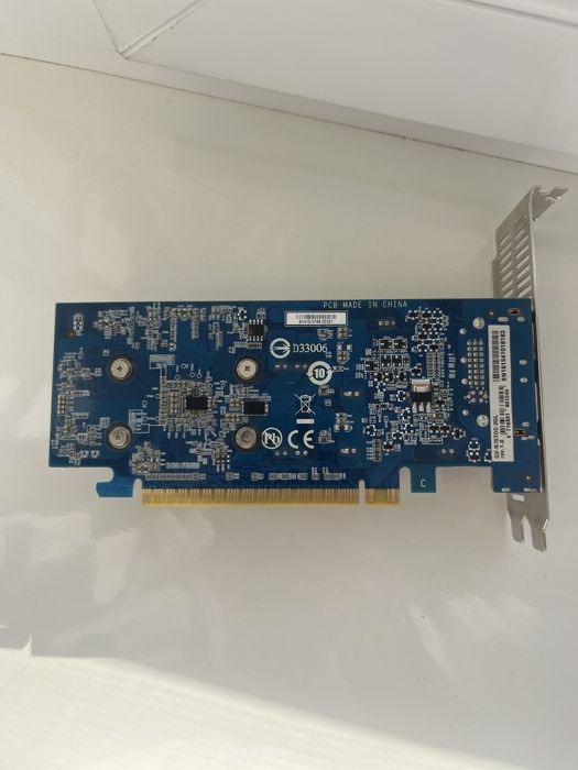 Продаю видеокарту *затычку* gtx 750ti