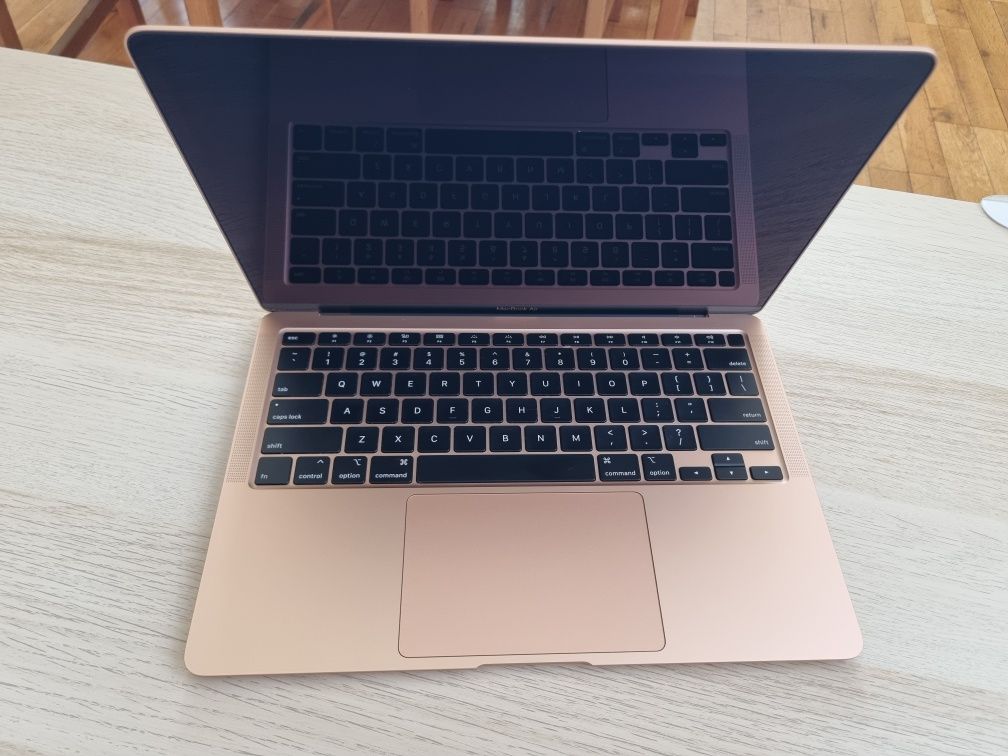 Apple MacBook Air 13” – Rose Gold [2020, Intel i5, 8GB RAM, 512GB SSD]