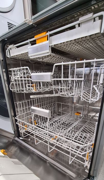Съдомиялна за пълно вграждане Miele G 6470 SCVi 14 к-та А+++