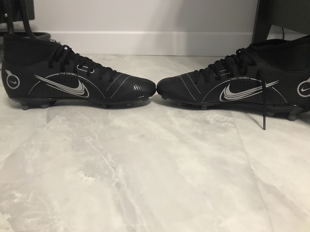 Футболни бутонки Nike 42,5