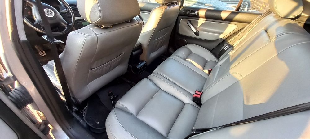 Кожен салон за голф 4