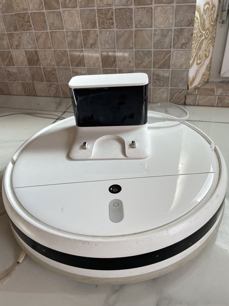 Aspirator  Xiaomi robot în stare perfectă