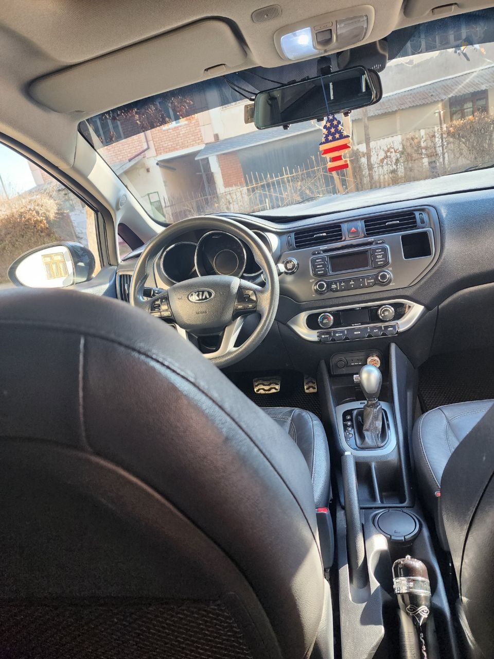 Kia Rio - 2014. Probeg - 183000