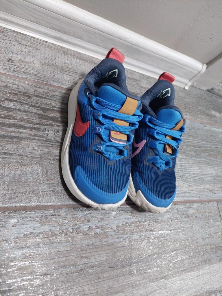 Детски маратонки Nike