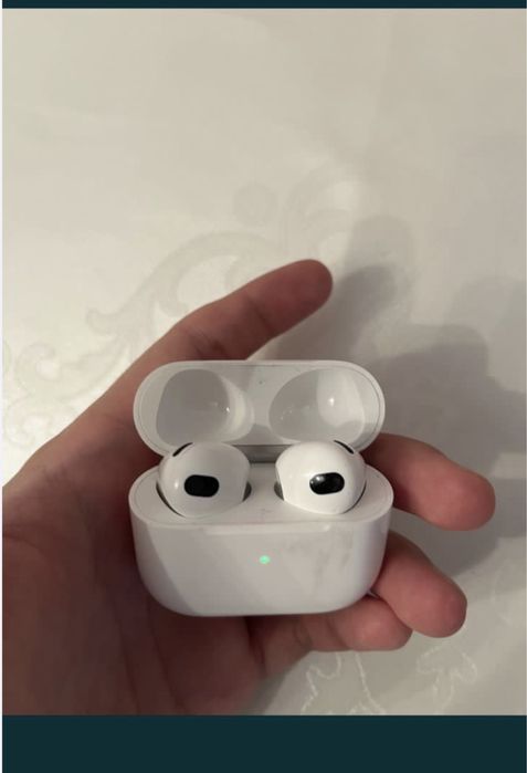 Продам Airpods