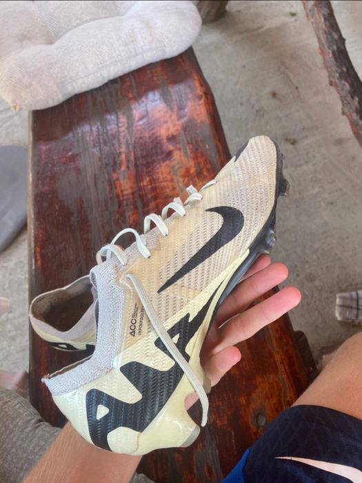 Ghete de fotbal profesionale nr 41