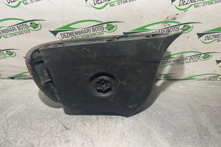 Lampa / Tripla stop stanga pe aripa 9 402 924 005 09 97 BMW Seria 3 E