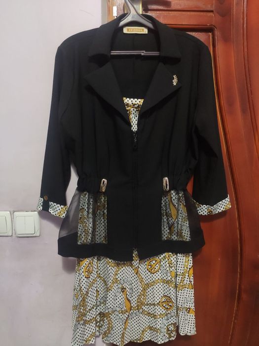 Двойка сотилади кофта юбка