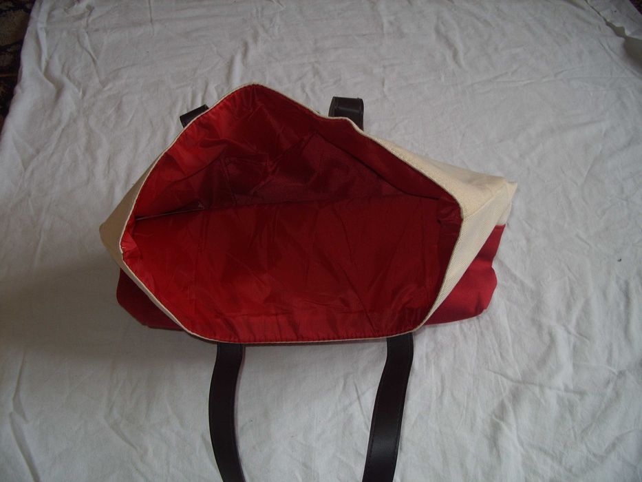 дамска чанта нов внос от Англия