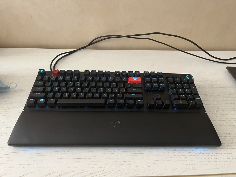 Клавиатура Razer Huntsman v2