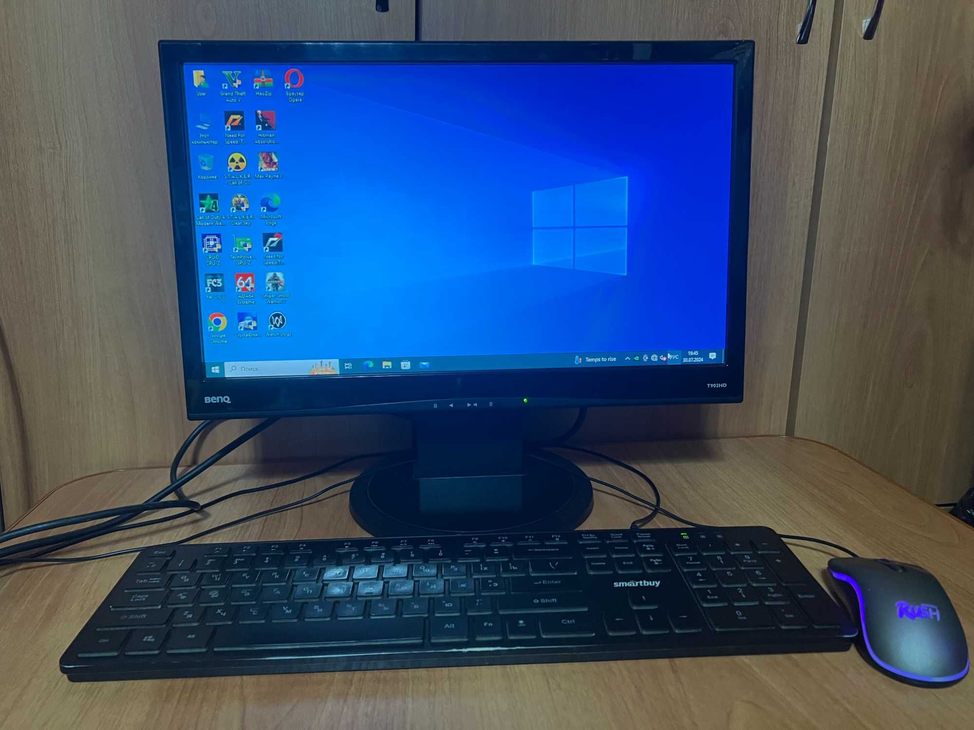 Продам системный блок в хорошем состоянии (i5, DDR3 8гб, HDD 500гб).