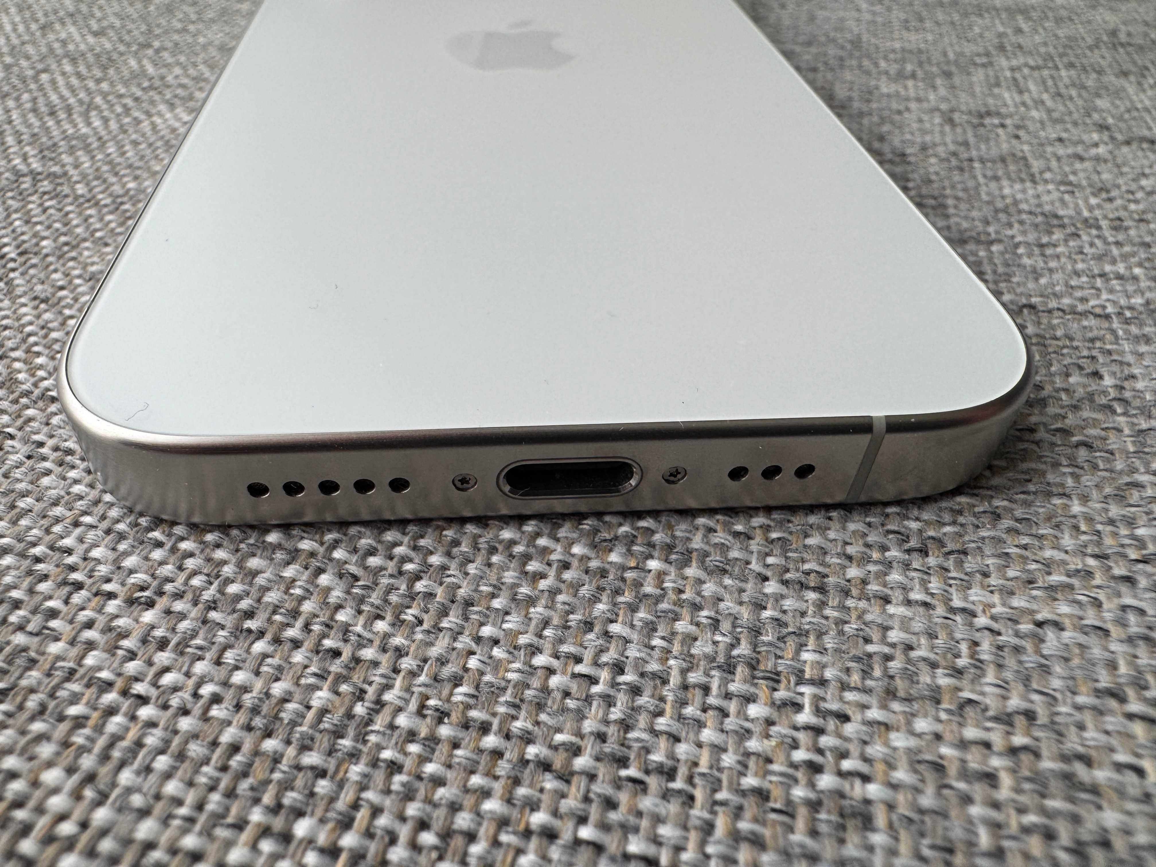 iPhone 15 Pro 128Gb бял, перфектен