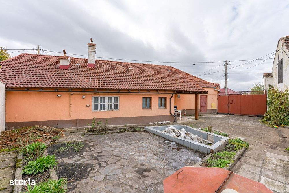 Casă individuală de renovare în Bod, Brașov