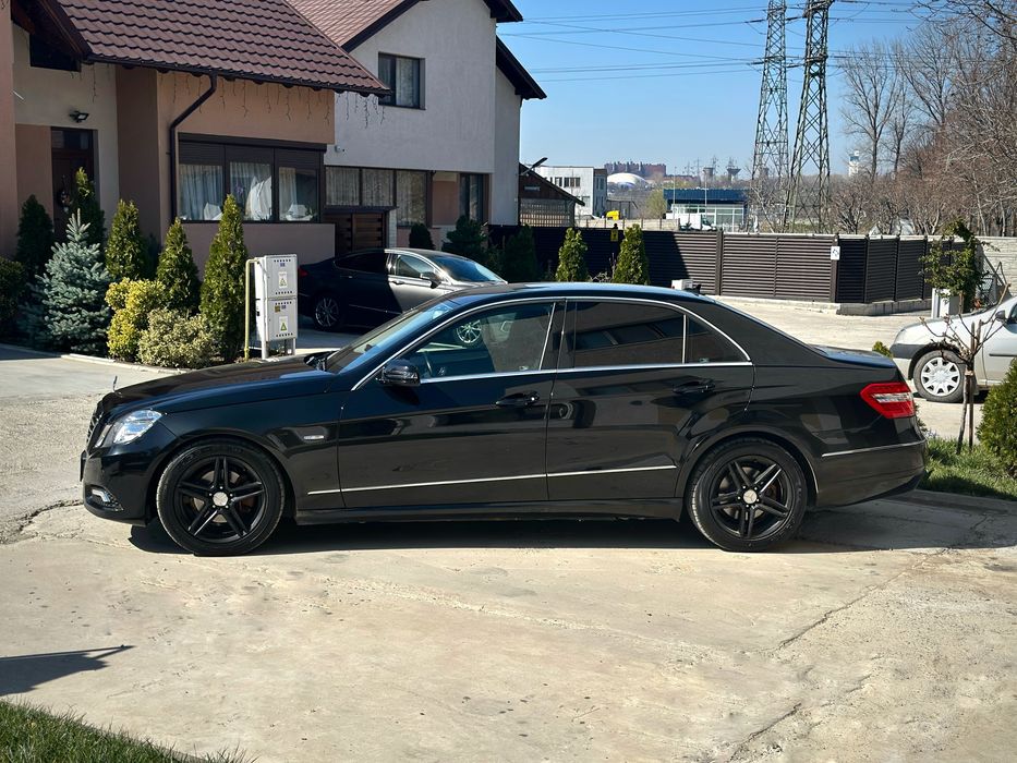 Mercedes-Benz E Class W212