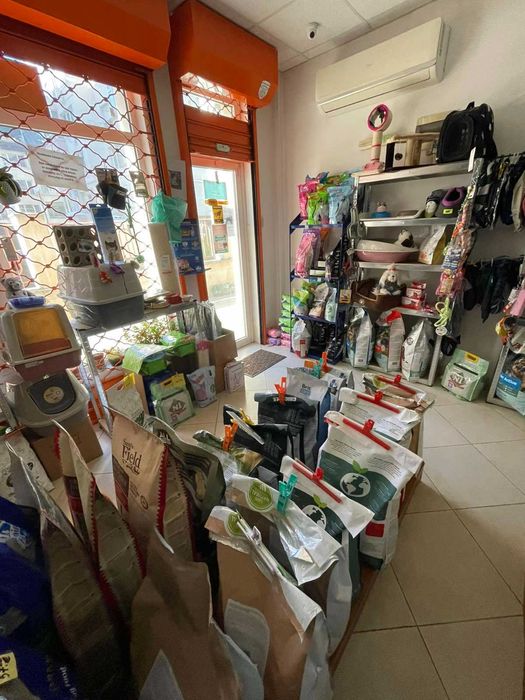 Продава се работещ бизнес – Зоомагазин в град София  35 000 лв.