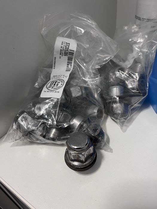 Piulite M12x1.5 originale Lexus CT200h