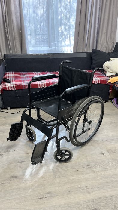 инвалидная коляска