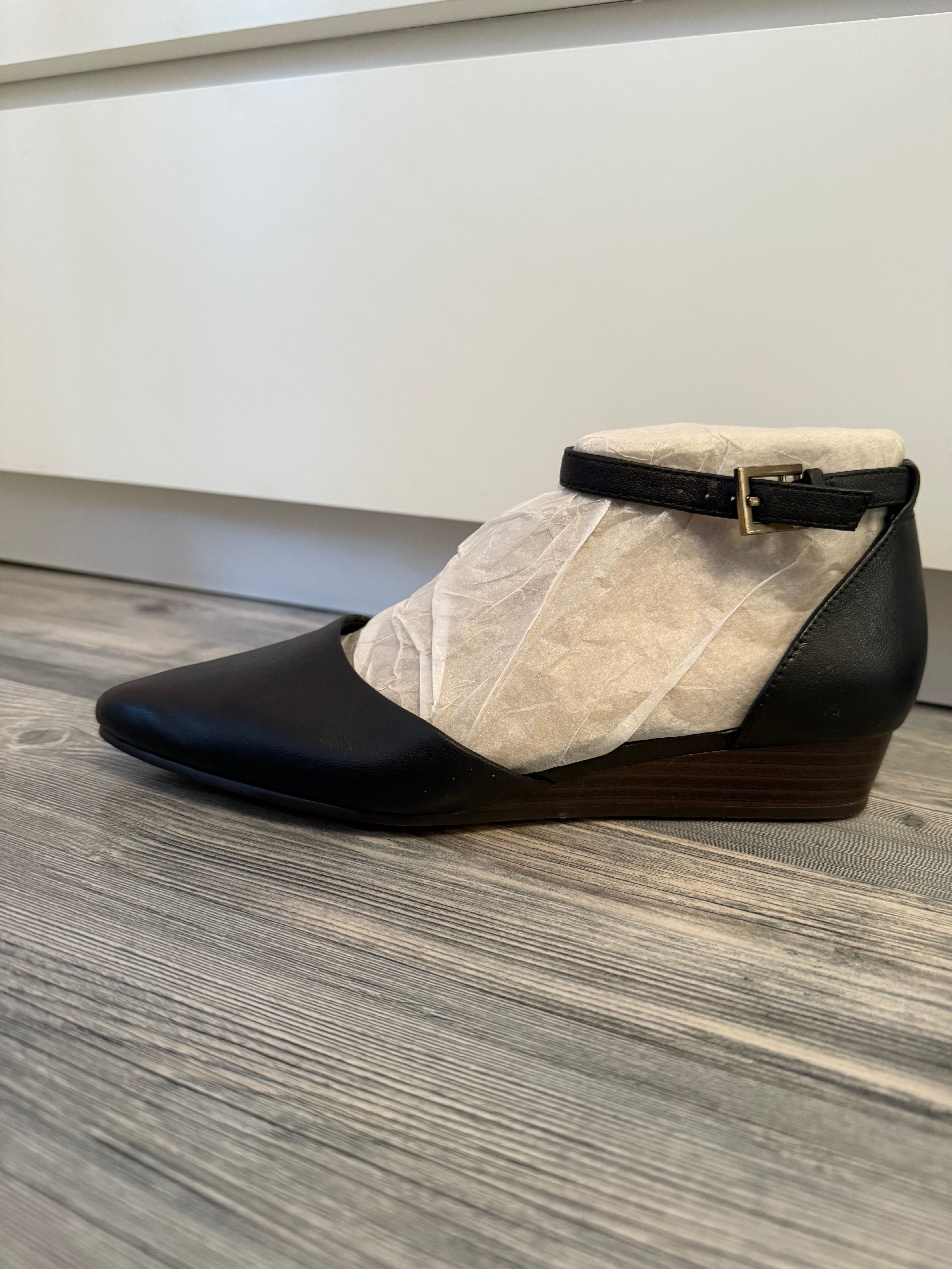 Дамски обувки Clarks