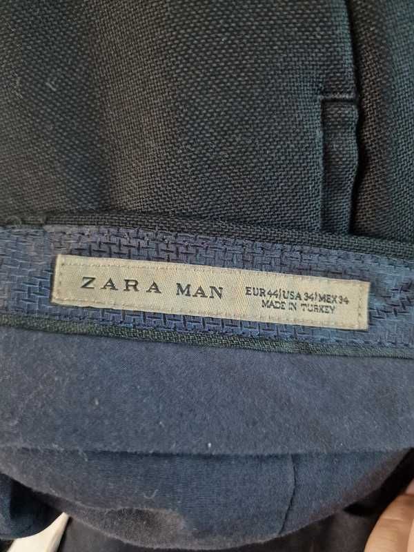 Vând costum Zara
