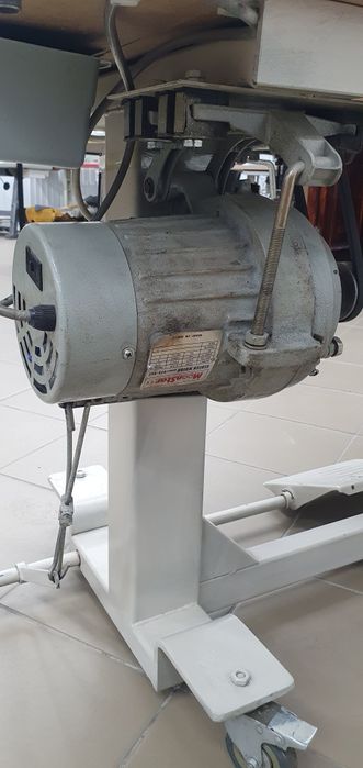 Мотор фрекционный от швейной машины