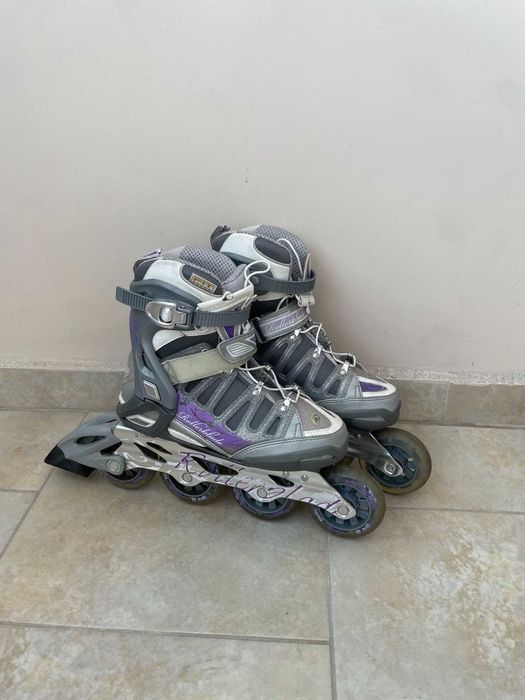 Дамски ролери Rollerblade в идеално състояние + каска и ръкавици