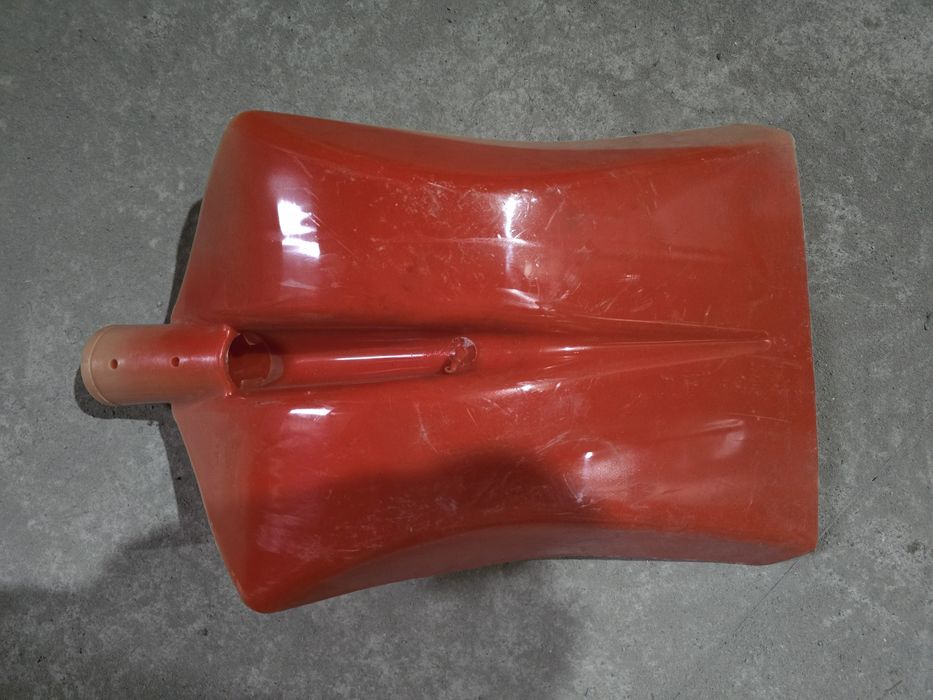 Лопата  совковая