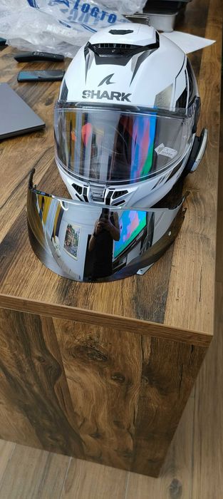 Vand 2 viziere pentru casca Shark D Skwal, D-Skwal 2 spartan.