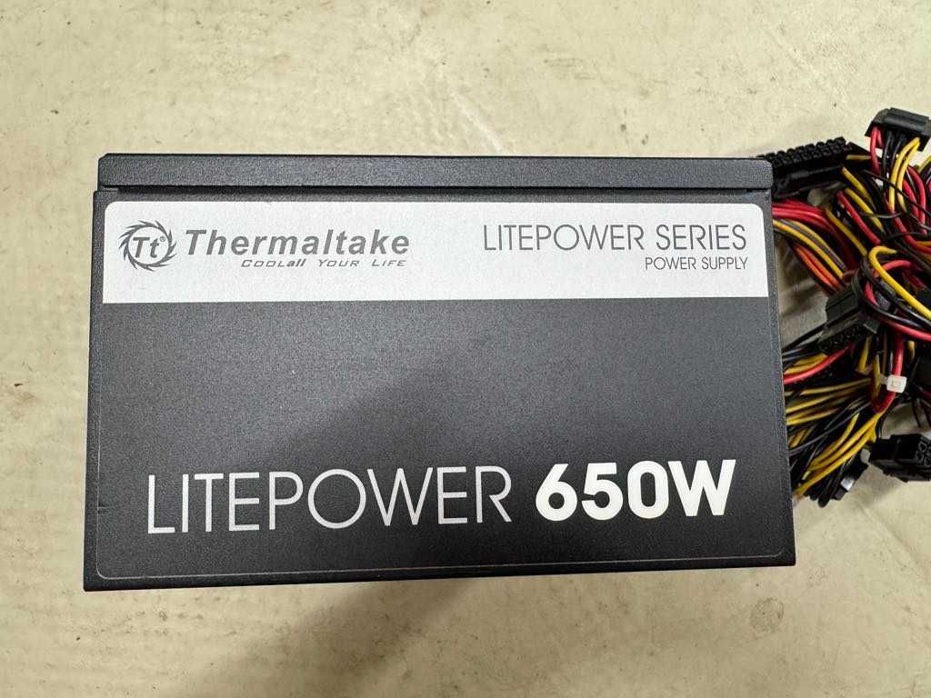 Продавам захранване за компютър Thermaltake LitePower 650W