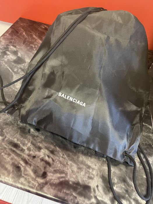 Balenciaga tracks black