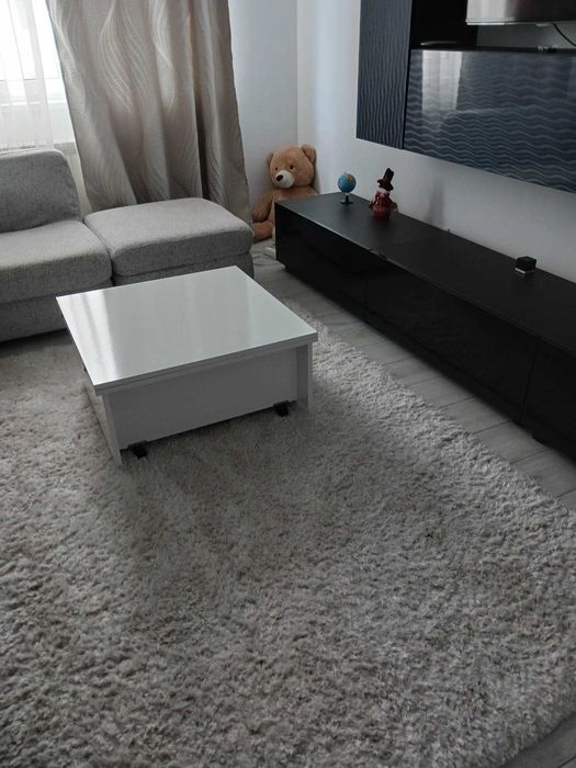 Apartament cu doua camere de vanzare .Mangalia