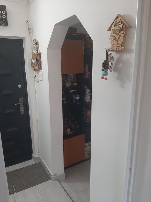 Vand Apartament 2 camere  renovat