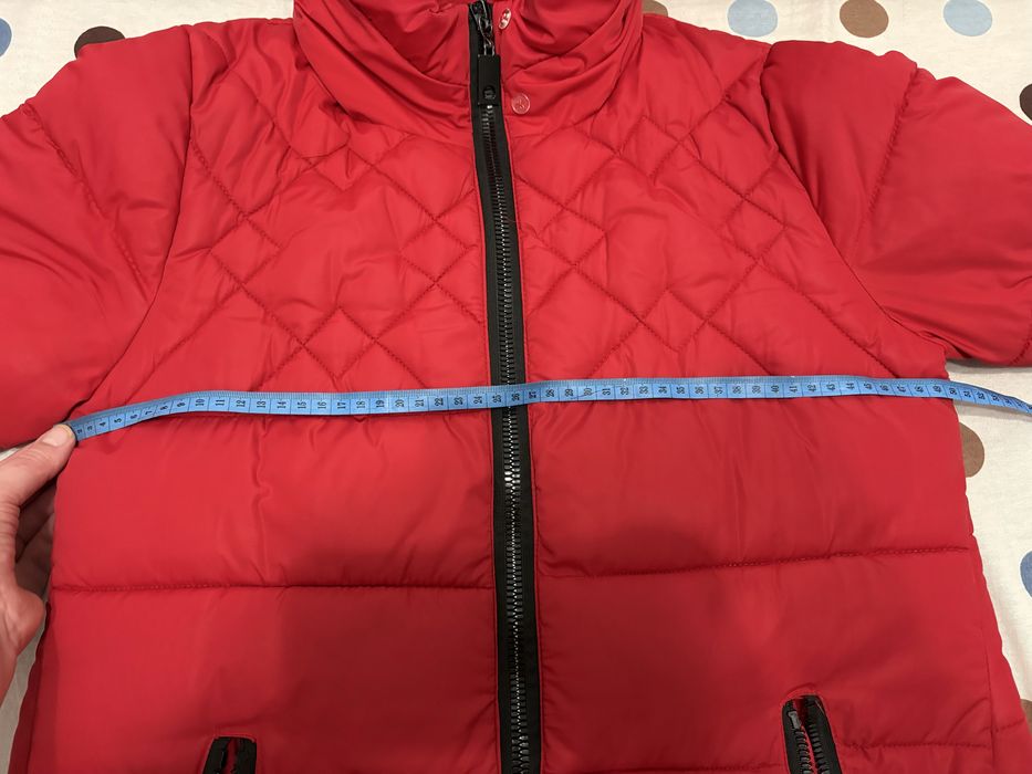 Geaca iarna cu gluga