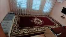 Бордовый ковер , в хорошем состоянии