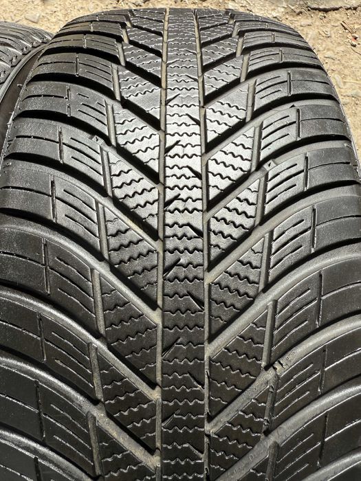 4x Anvelope All Season 215/45 R17 - Nexen N Blue 4 Season