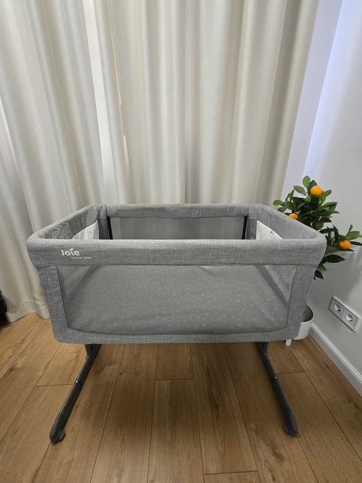 Joie roomie glide next to me