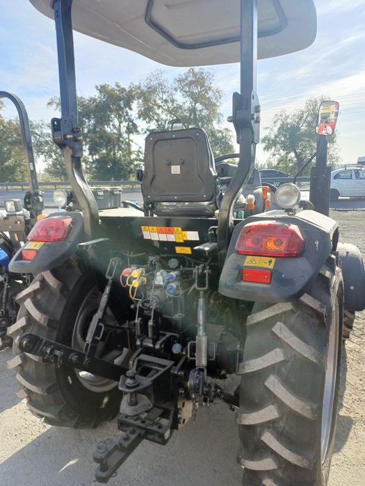 Трактор FARMLEAD 404