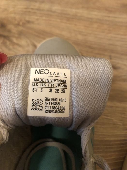 Дамски боти и маратонки