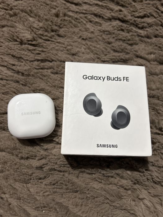 Casti Samsung Galaxy Buds FE