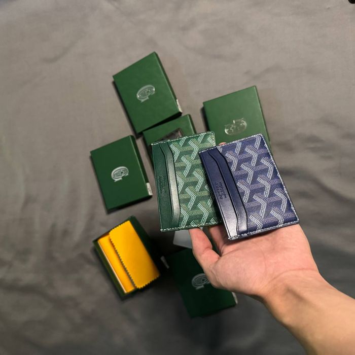 Вналичии кардхолдер Goyard