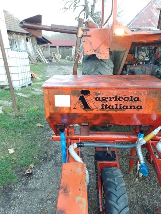 Semanatoare agricola italiana