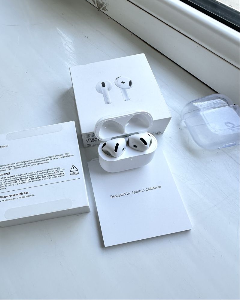 Оригинальный AirPods 4