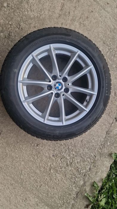 Vând roți (jante + cauciucuri) BMW Pirelli 235/55 R17 M+S senzori de presiune originali