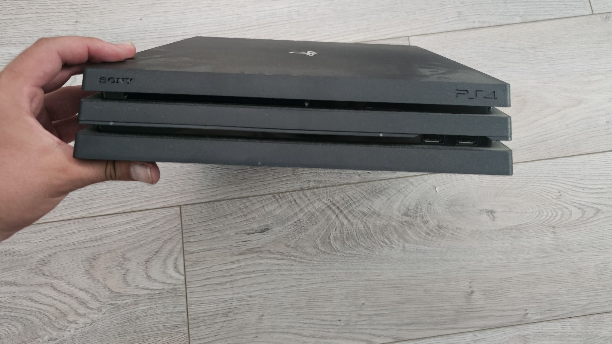 Sony PlayStation 4 Pro 1TB