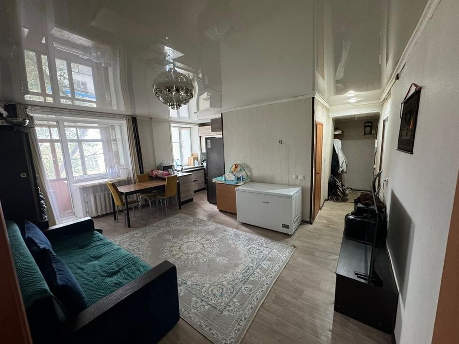 Продам 2 ком квартиру 4/4 р-он УЮТА.