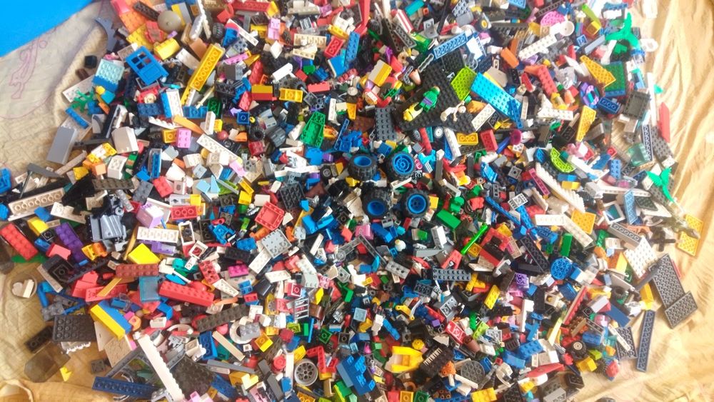 Piese lego aproximativ5,5 kg