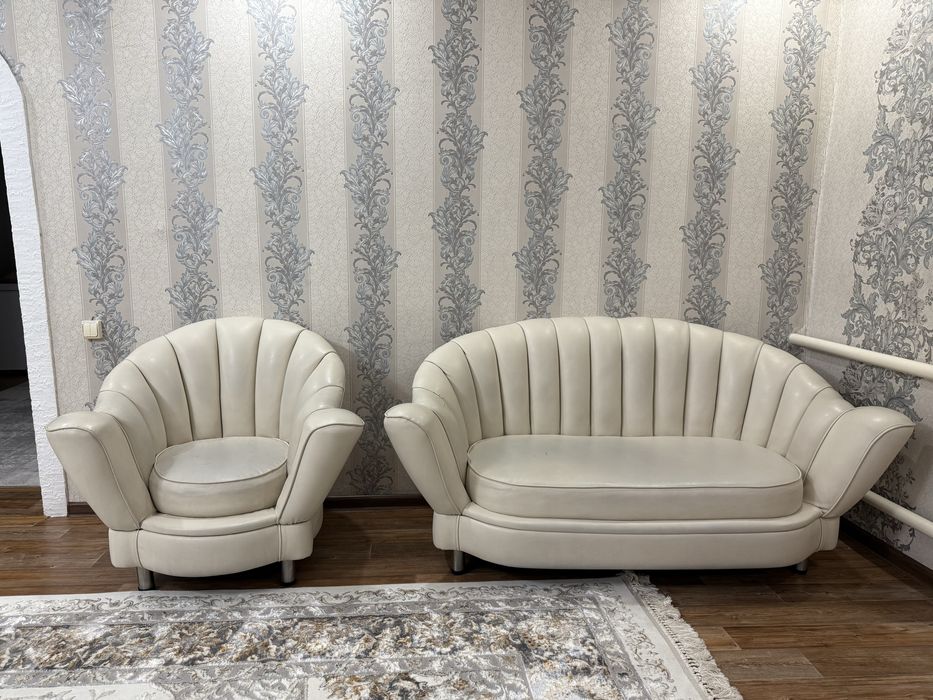 диван и кресло, б/у