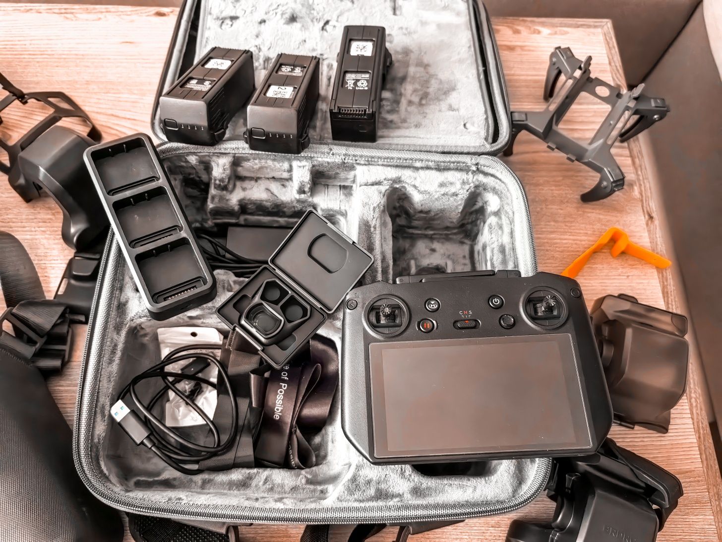 Dji Mavic 3 Pro RC Pro Combo